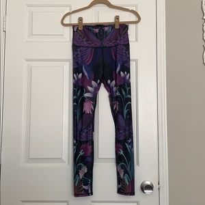 Yoga Democracy leggings